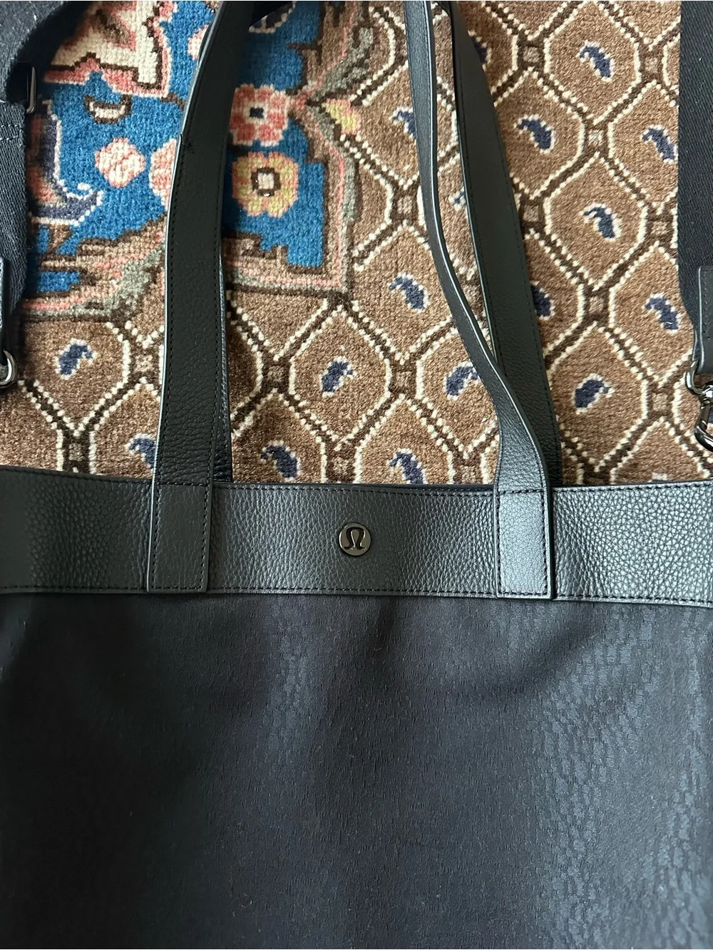 lululemon athletica lululemon black